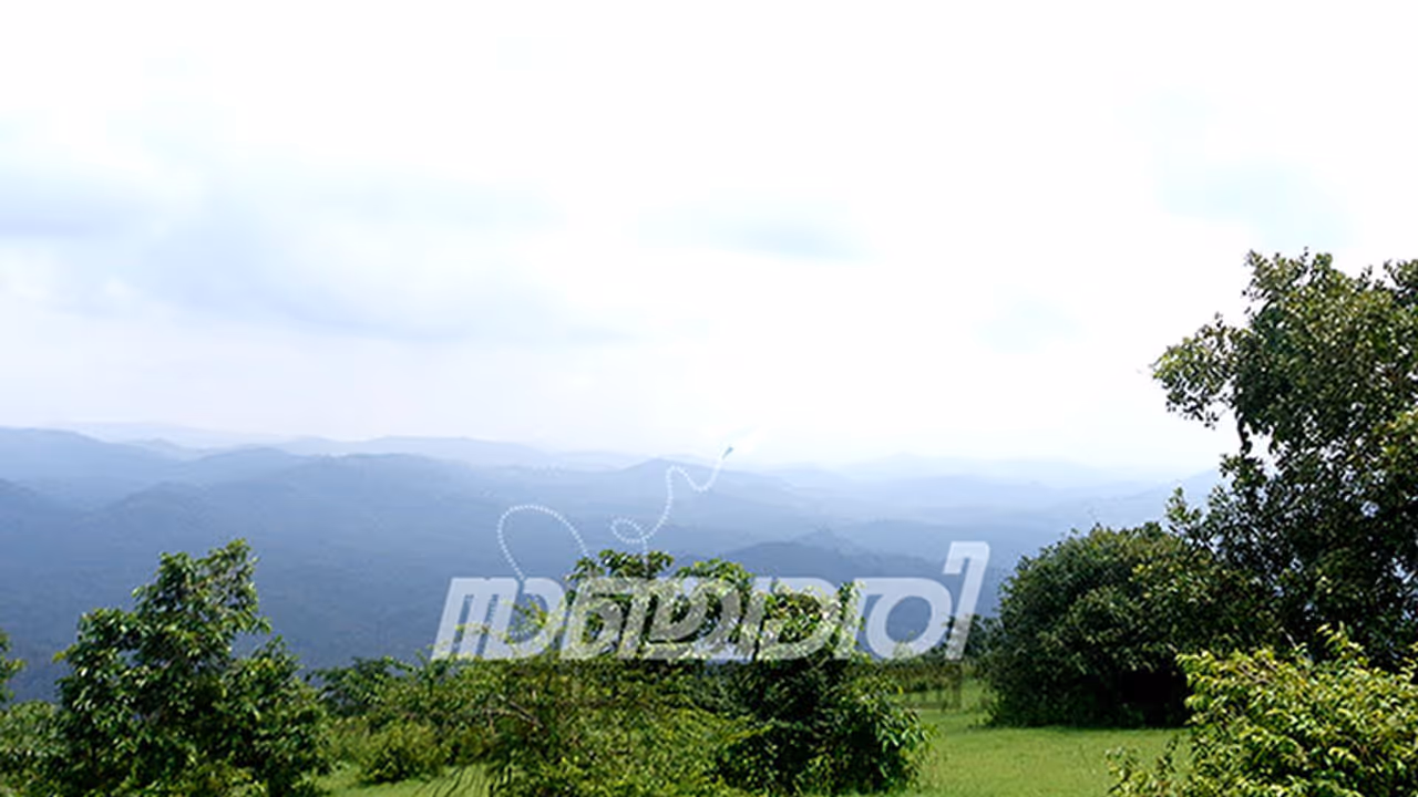 പൊസഡിഗുംപെയില്‍ പെയ്യുന്നത് മഞ്ഞു മാത്രമല്ല!