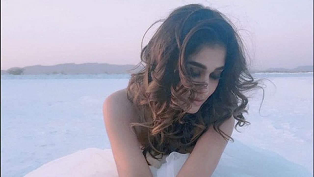 Birthday girl Nayanthara celebrates with 'boyfriend' Vignesh Shivan Birthday girl Nayanthara celebrates with 'boyfriend' Vignesh Shivan