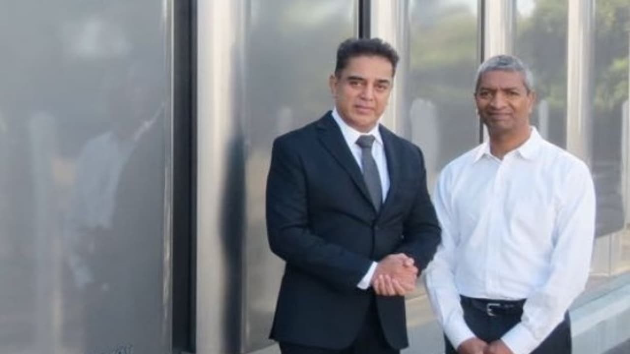 மின்சார தேவையை கையில் எடுத்த கமல் அதிரடி நடவடிக்கையில் இறங்கி அமெரிக்காவில் ஆலோசனை..! மின்சார தேவையை கையில் எடுத்த கமல் அதிரடி நடவடிக்கையில் இறங்கி அமெரிக்காவில் ஆலோசனை..!