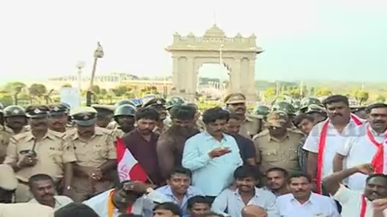 ಸೆ.15 ಕ್ಕೆ ರಾಜ್ಯದಲ್ಲಿ ಮತ್ತೊಂದು ಬಂದ್ ಸೆ.15 ಕ್ಕೆ ರಾಜ್ಯದಲ್ಲಿ ಮತ್ತೊಂದು ಬಂದ್