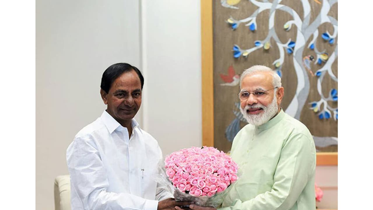 కేసిఆర్ లేఖ పాఠం ఇదీ: బిజెపితో రహస్య అవగాహన కేసిఆర్ లేఖ పాఠం ఇదీ: బిజెపితో రహస్య అవగాహన