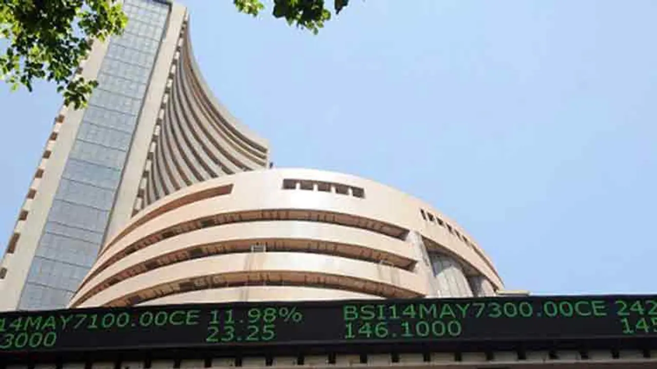 ഓഹരി വിപണിയില് വന് ഇടിവ് ഓഹരി വിപണിയില് വന് ഇടിവ്