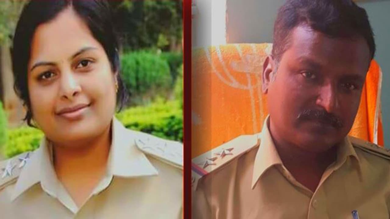 ಪೊಲೀಸರಿಂದಲೇ ರೈಸ್ ಪುಲ್ಲಿಂಗ್ ದಂಧೆ; ಸುವರ್ಣ ನ್ಯೂಸ್'ನಿಂದ ಪೊಲೀಸ್ ಅಧಿಕಾರಿಗಳ ಕರ್ಮಕಾಂಡ ಬಯಲು ಪೊಲೀಸರಿಂದಲೇ ರೈಸ್ ಪುಲ್ಲಿಂಗ್ ದಂಧೆ; ಸುವರ್ಣ ನ್ಯೂಸ್'ನಿಂದ ಪೊಲೀಸ್ ಅಧಿಕಾರಿಗಳ ಕರ್ಮಕಾಂಡ ಬಯಲು