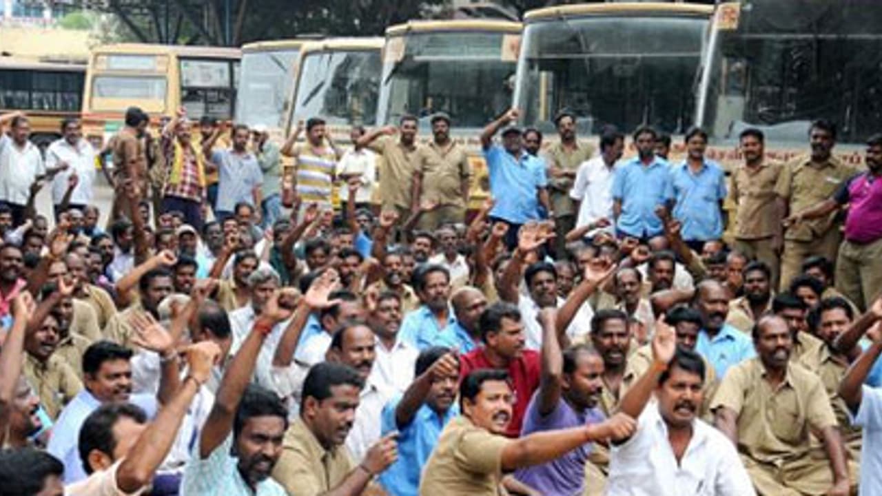 ಆ. 7 ಕ್ಕೆ ಬಸ್, ಆಟೋ, ಕ್ಯಾಬ್ಗಳು ಬಂದ್? ಆ. 7 ಕ್ಕೆ ಬಸ್, ಆಟೋ, ಕ್ಯಾಬ್ಗಳು ಬಂದ್?