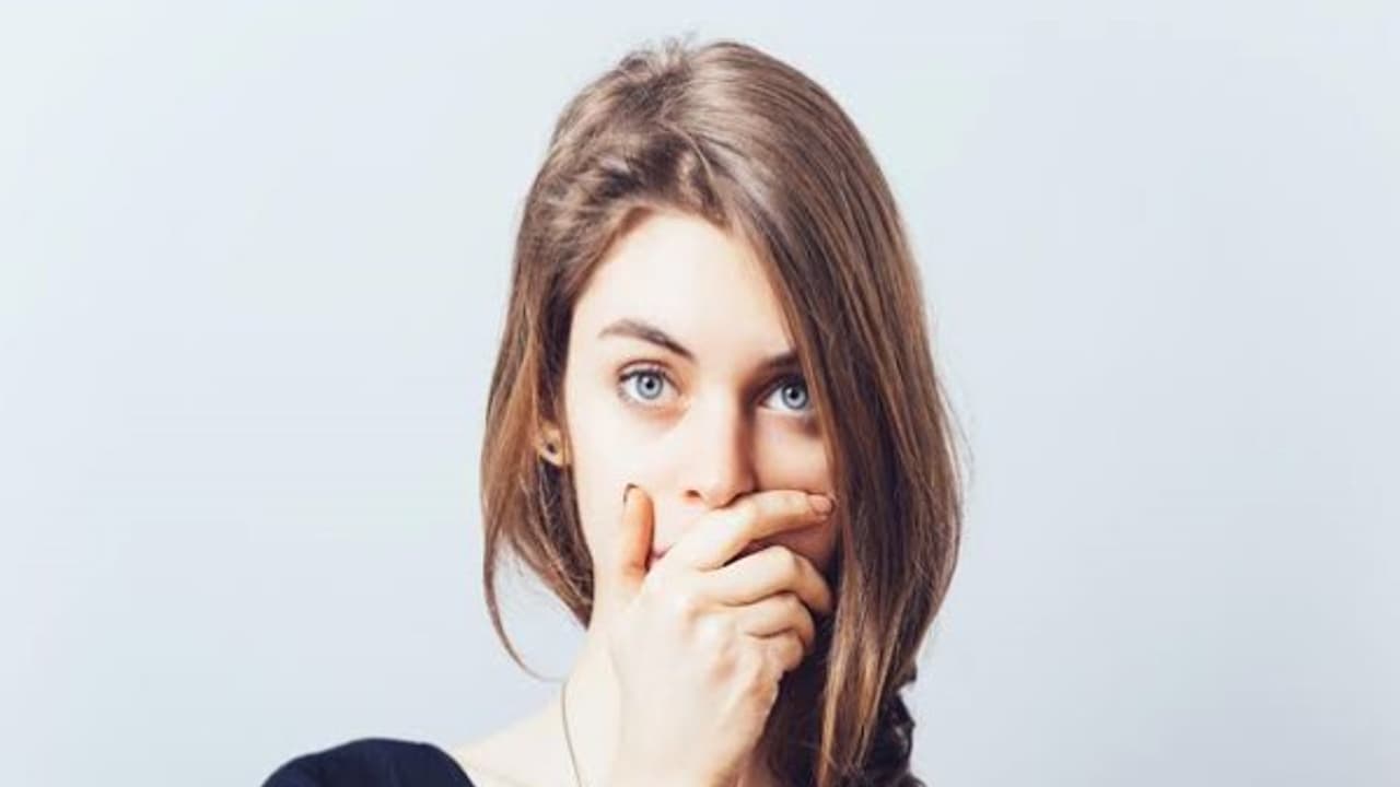 எதனால் நமக்கு அடிக்கடி விக்கல் ஏற்படுகிறது? தெரிஞ்சுக்க இதை வாசிங்க... எதனால் நமக்கு அடிக்கடி விக்கல் ஏற்படுகிறது? தெரிஞ்சுக்க இதை வாசிங்க...