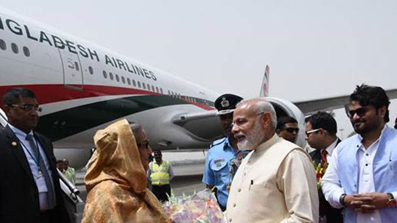 ಬಾಂಗ್ಲಾಕ್ಕೆ ಭಾರತ 32 ಸಾವಿರ ಕೋಟಿ ರು. ಘೋಷಣೆ