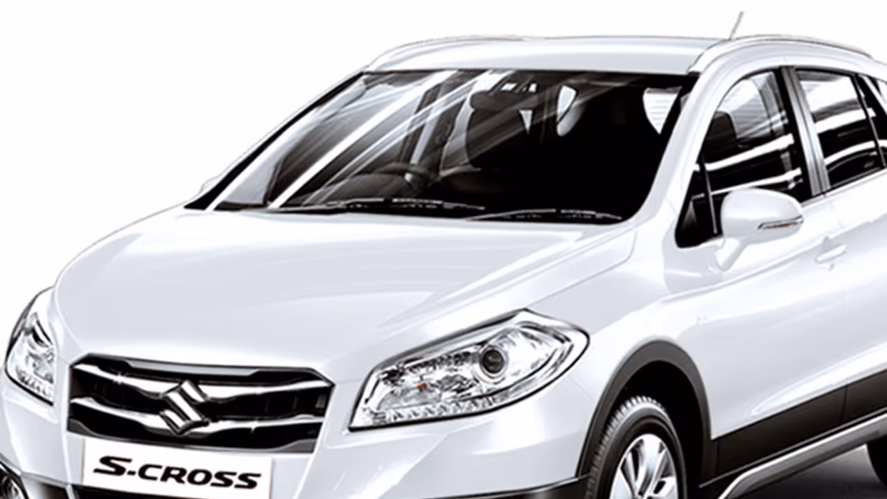 മാരുതിയുടെ ആദ്യ ഫുള് ഹൈബ്രിഡ് കാറാകാന് എസ്ക്രോസ് വരുന്നു മാരുതിയുടെ ആദ്യ ഫുള് ഹൈബ്രിഡ് കാറാകാന് എസ്ക്രോസ് വരുന്നു