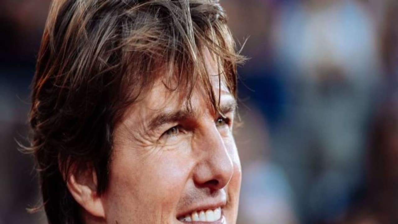 வில்லன் நடிகரை சூப்பர் மேன் என புகழ்ந்து தள்ளிய டாம் குரூஸ்...! வில்லன் நடிகரை சூப்பர் மேன் என புகழ்ந்து தள்ளிய டாம் குரூஸ்...!