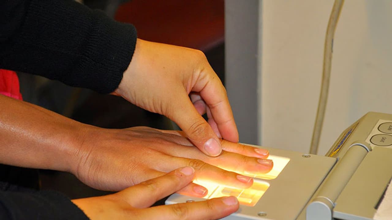 ಫಿಂಗರ್ ಪ್ರಿಂಟ್ ಮೂಲಕವೇ ಮನುಷ್ಯನ ರೋಗ ಪತ್ತೆ ಮಾಡಬಹುದು..! ಫಿಂಗರ್ ಪ್ರಿಂಟ್ ಮೂಲಕವೇ ಮನುಷ್ಯನ ರೋಗ ಪತ್ತೆ ಮಾಡಬಹುದು..!