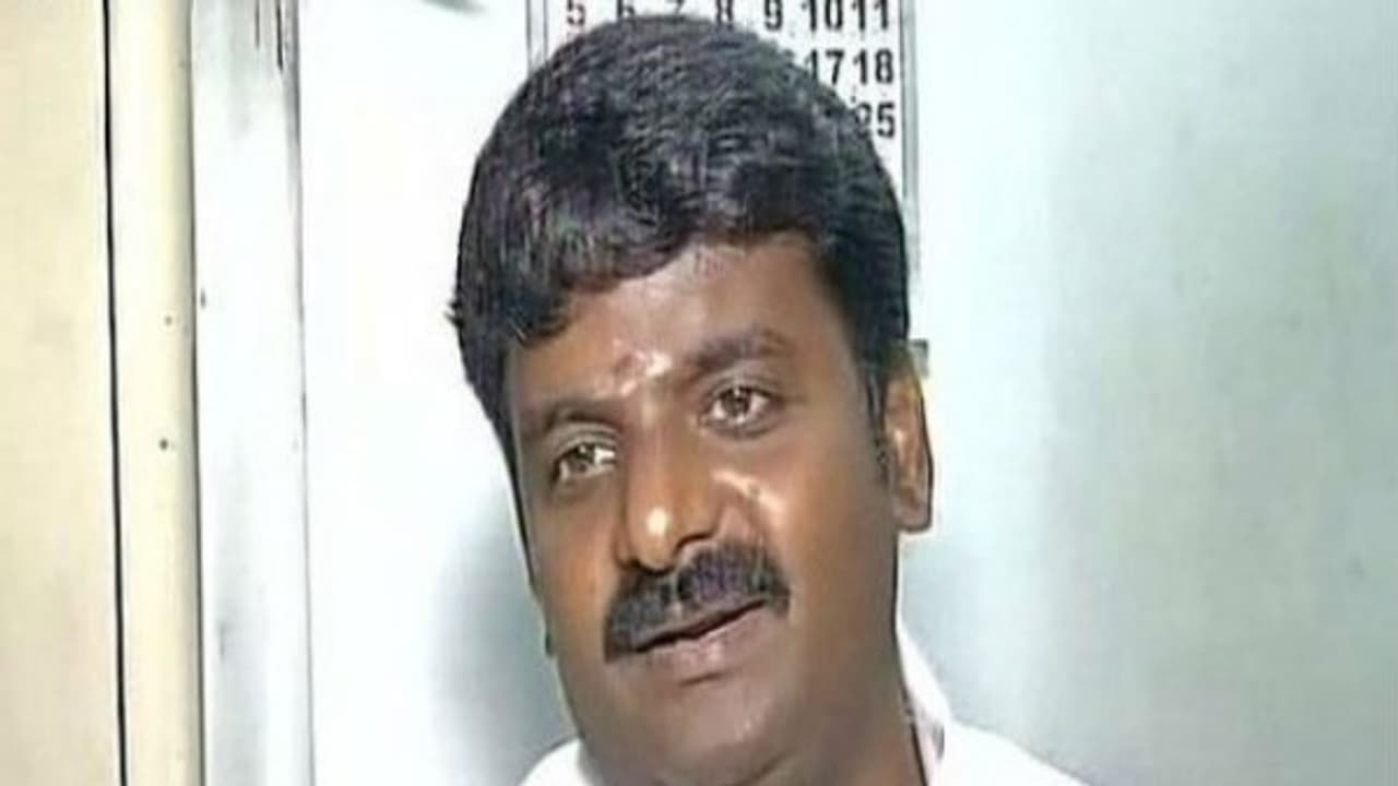 మాజీమంత్రి విజయ‌భాస్కర్ ఆస్తుల కేసు: 43 చోట్ల డీవీఏసీ సోదాలు