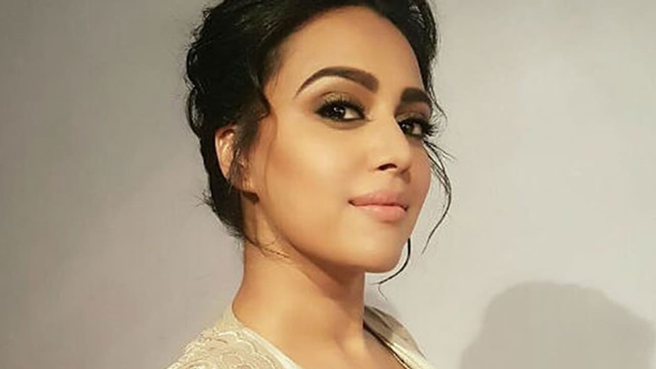 Look how many parties Swara Bhaskar is cheering for