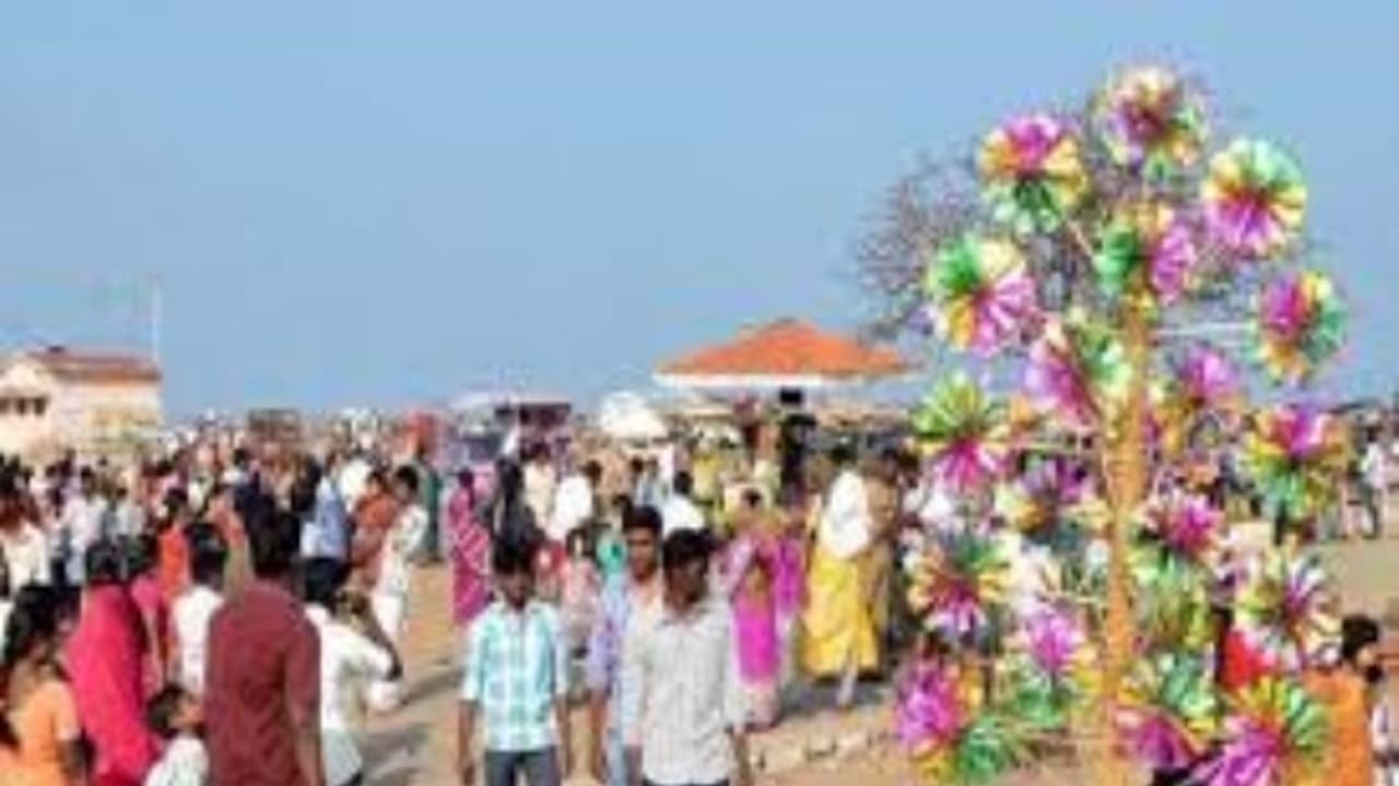 இன்று காணும் பொங்கல் …. மெரினா, வண்டலூர் மற்றும் சுற்றுலாத்தளங்களில் தீவிர பாதுகாப்பு !! இன்று காணும் பொங்கல் …. மெரினா, வண்டலூர் மற்றும் சுற்றுலாத்தளங்களில் தீவிர பாதுகாப்பு !!