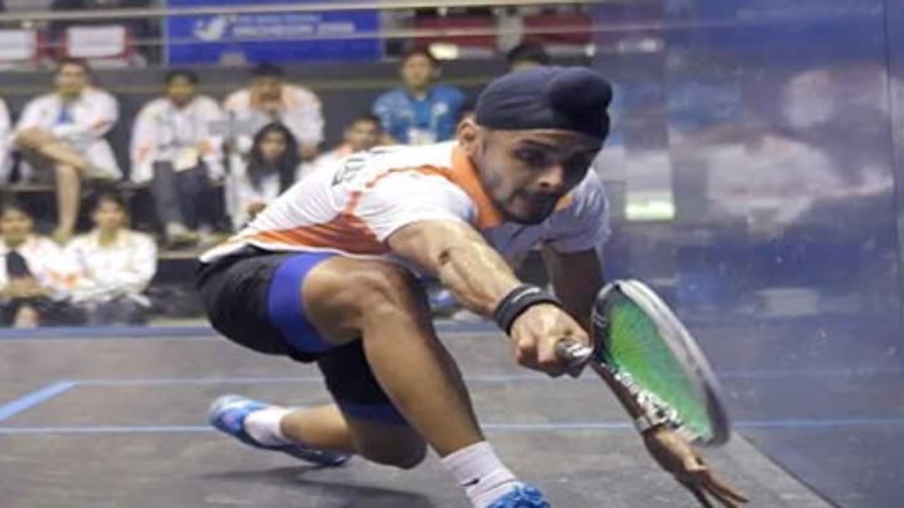 விக்டோரியா ஓபன் ஸ்குவாஷ்: சாம்பியன் வென்றார் இந்திய வீரர் அரிந்தர் சாந்து… விக்டோரியா ஓபன் ஸ்குவாஷ்: சாம்பியன் வென்றார் இந்திய வீரர் அரிந்தர் சாந்து…