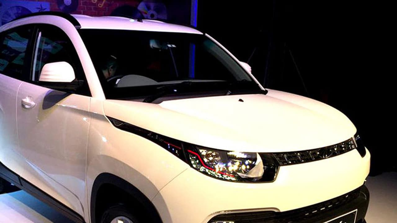 ಹೊಸ ವರ್ಷಕ್ಕೆ ಬಂಪರ್ ಆಫರ್ ಮಹೀಂದ್ರ ಕಾರುಗಳ ಮೇಲೆ ಭಾರಿ ಡಿಸ್ಕೌಂಟ್! ಹೊಸ ವರ್ಷಕ್ಕೆ ಬಂಪರ್ ಆಫರ್ ಮಹೀಂದ್ರ ಕಾರುಗಳ ಮೇಲೆ ಭಾರಿ ಡಿಸ್ಕೌಂಟ್!