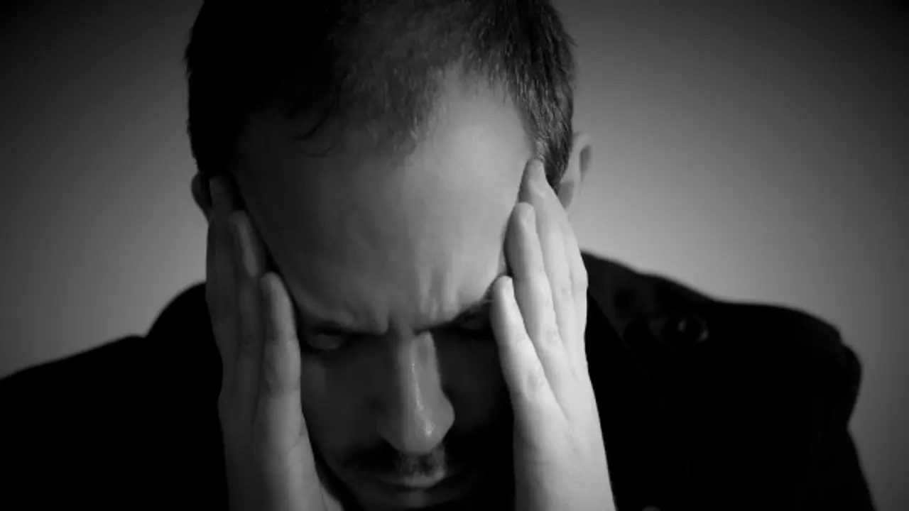 மன சிதைவால் இப்படியா செய்வது! கோழிய கூட விட்டு வைக்க மாட்டேங்குறாங்க... சாப்பிட இல்ல... இது வேற! மன சிதைவால் இப்படியா செய்வது! கோழிய கூட விட்டு வைக்க மாட்டேங்குறாங்க... சாப்பிட இல்ல... இது வேற!