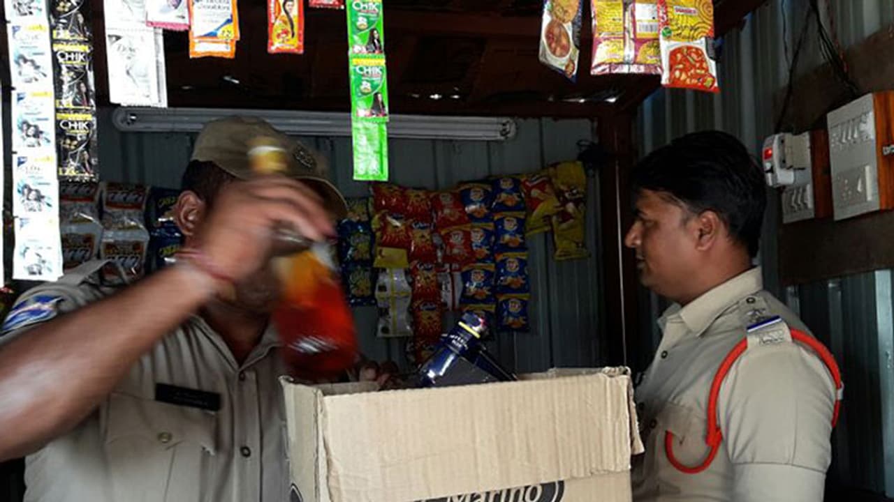 భూపాలపల్లి పోలీసులు ఏం చేశారో తెలుసా? భూపాలపల్లి పోలీసులు ఏం చేశారో తెలుసా?