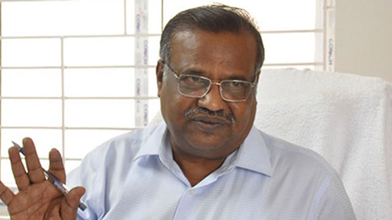 ‘కాపు’ నివేదికపై బాంబు పేల్చిన మంజూనాధ ‘కాపు’ నివేదికపై బాంబు పేల్చిన మంజూనాధ