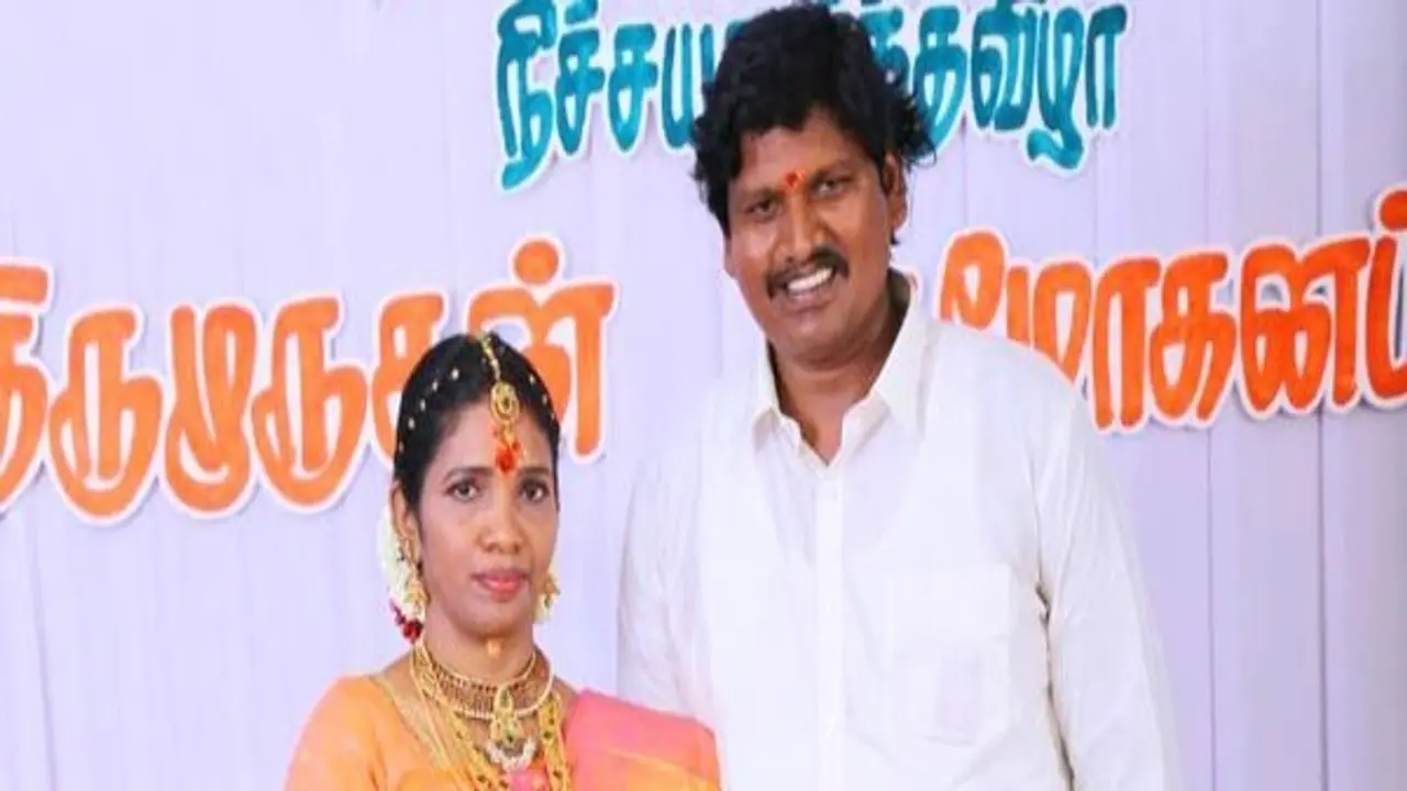 பாரதிராஜா தலைமையில் நடிகர் திருமுருகனுக்கு டும்.. டும்.. டும்.. பாரதிராஜா தலைமையில் நடிகர் திருமுருகனுக்கு டும்.. டும்.. டும்..