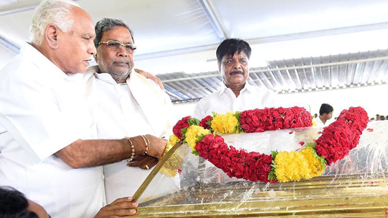 Grief stricken Siddaramaiah writes open letter to well wishers Grief stricken Siddaramaiah writes open letter to well wishers