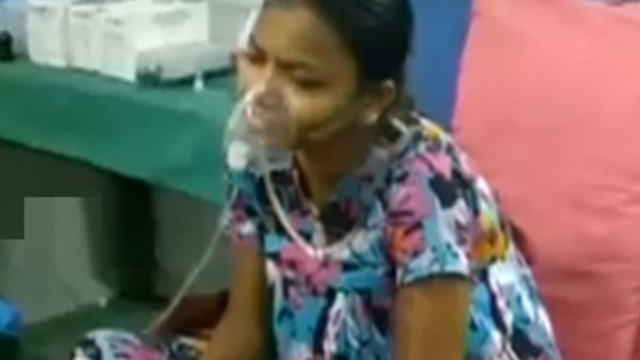 சிறுநீரக செயலிழப்பால் மாணவி உயிரிழப்பு 7 மணி நேரமாக ஆம்புலன்ஸ் தராமல் இழுக்கடிக்கப்பட்ட அவலம் சிறுநீரக செயலிழப்பால் மாணவி உயிரிழப்பு 7 மணி நேரமாக ஆம்புலன்ஸ் தராமல் இழுக்கடிக்கப்பட்ட அவலம்