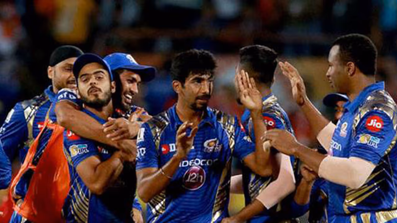 ಐಪಿಎಲ್ ಹರಾಜು: 6 ಭಾರತೀಯ ಆಟಗಾರರನ್ನ ಖರೀದಿಸಲು ಮುಂಬೈ ಪ್ಲಾನ್! ಐಪಿಎಲ್ ಹರಾಜು: 6 ಭಾರತೀಯ ಆಟಗಾರರನ್ನ ಖರೀದಿಸಲು ಮುಂಬೈ ಪ್ಲಾನ್!