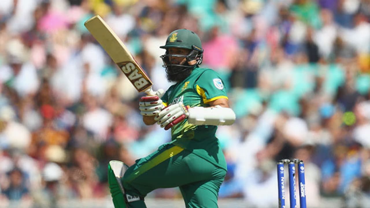 ಕೊಹ್ಲಿ ದಾಖಲೆ ಮುರಿದ ರನ್ ಮಷಿನ್’ ಕೊಹ್ಲಿ ದಾಖಲೆ ಮುರಿದ ರನ್ ಮಷಿನ್’