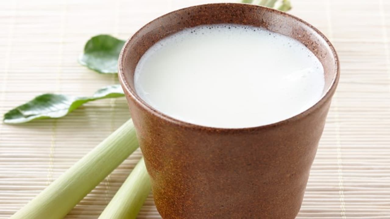 இஞ்சிப் பால் சாப்பிட்டால் உங்கள் உடலில் நடக்கும் அற்புத மாற்றங்கள் இதோ! இஞ்சிப் பால் சாப்பிட்டால் உங்கள் உடலில் நடக்கும் அற்புத மாற்றங்கள் இதோ!