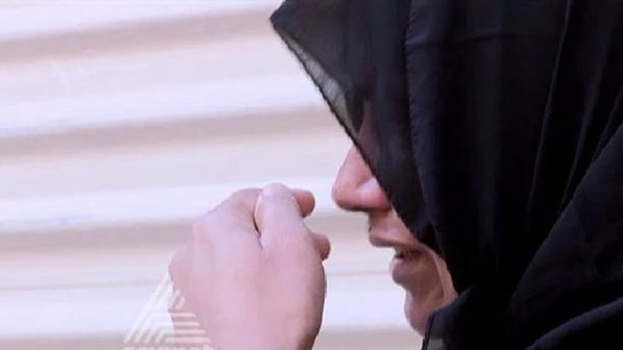 Cuddalore man attacks pregnant wife in court during divorce proceedings Cuddalore man attacks pregnant wife in court during divorce proceedings