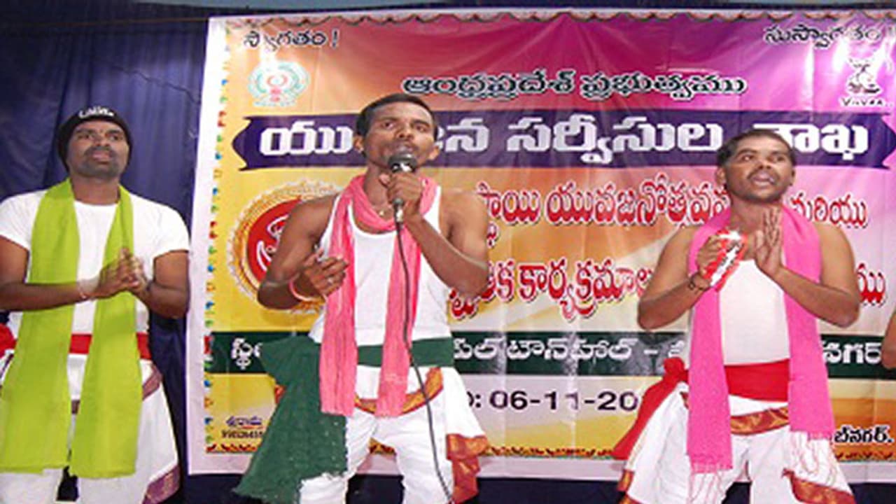 యుద్ధానికి కొత్త సైన్యం సిద్ధం చేస్తున్న కాంగ్రెస్ యుద్ధానికి కొత్త సైన్యం సిద్ధం చేస్తున్న కాంగ్రెస్