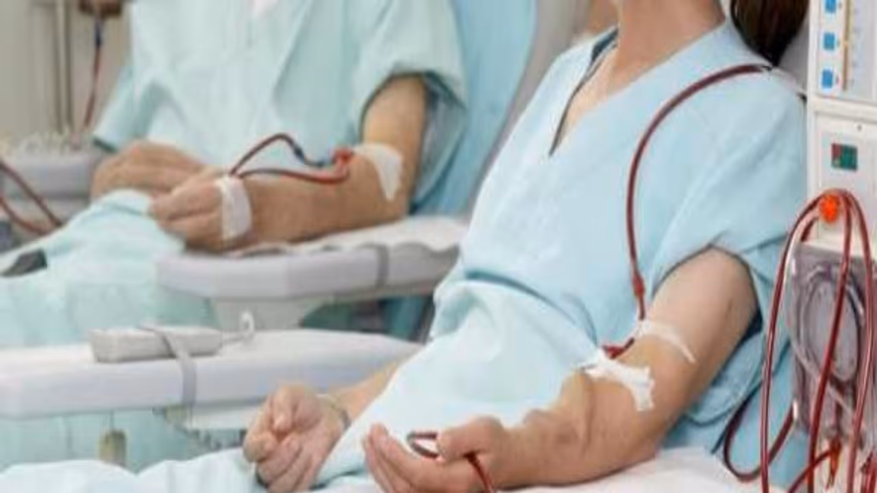 ನೌಕರರ ಪ್ರತಿಭಟನೆ ಎಫೆಕ್ಟ್‌: ಕಲಬುರಗಿಯ ಡಯಾಲಿಸಿಸ್‌ ಸೇವೆಯಲ್ಲಿ ತೀವ್ರ ವ್ಯತ್ಯಯ