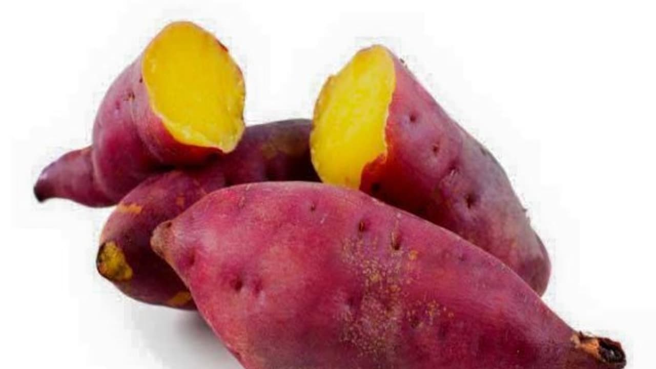 இந்த 4 நன்மைகளையும் பெற சர்க்கரை வள்ளிக் கிழங்கை பச்சையாக சாப்பிட்டே ஆகணும்... 