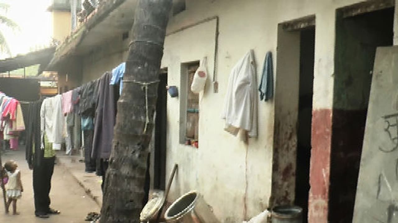 ഐസ്ക്രീം നിര്മ്മാണത്തിന് ശൗചാലയത്തില് ഉപയോഗിക്കുന്ന പൈപ്പ് വെള്ളവും അമോണിയ ചേര്ത്ത ഐസും ഐസ്ക്രീം നിര്മ്മാണത്തിന് ശൗചാലയത്തില് ഉപയോഗിക്കുന്ന പൈപ്പ് വെള്ളവും അമോണിയ ചേര്ത്ത ഐസും