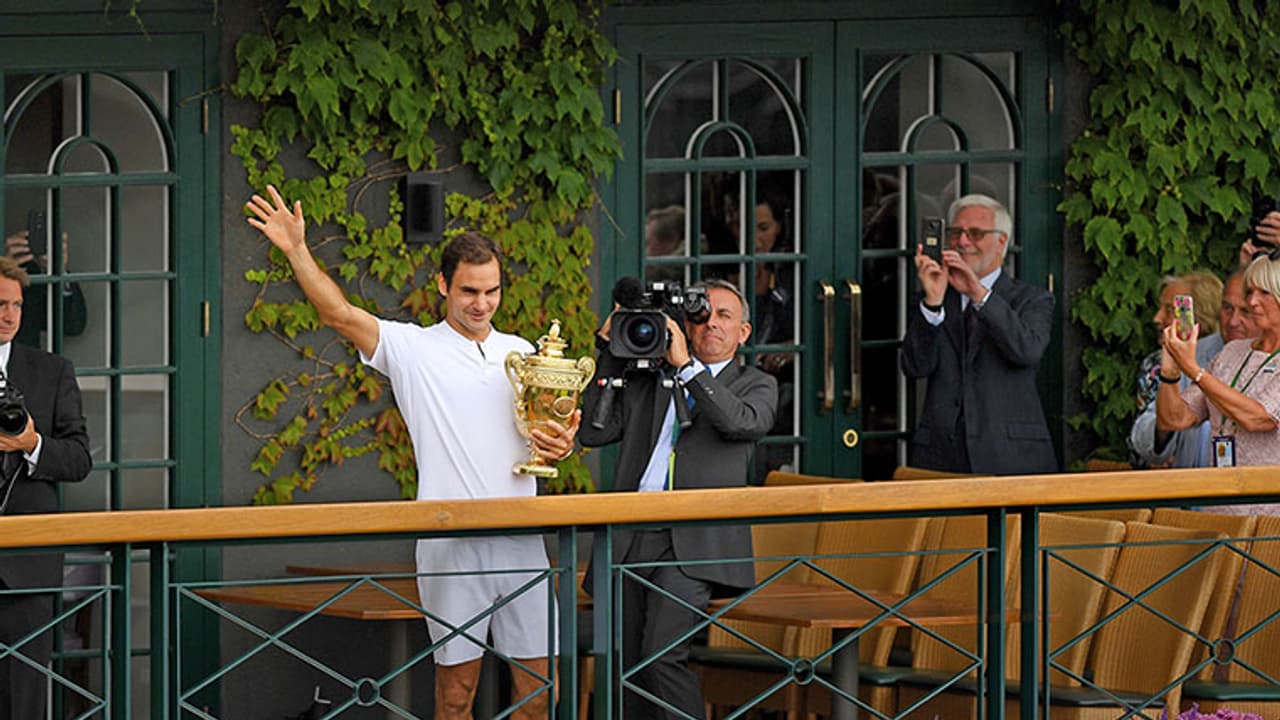 Federer aims at playing tennis till he turns forty Federer aims at playing tennis till he turns forty