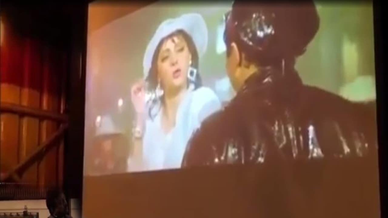 மறக்க முடியாத ஸ்ரீதேவியின் தருணங்கள்...! இருட்டு அறையில் ஸ்ரீதேவியை திரும்ப திரும்ப பார்க்கும் பிரபல இயக்குநர்...!! வைரலாகும் வீடியோ...! மறக்க முடியாத ஸ்ரீதேவியின் தருணங்கள்...! இருட்டு அறையில் ஸ்ரீதேவியை திரும்ப திரும்ப பார்க்கும் பிரபல இயக்குநர்...!! வைரலாகும் வீடியோ...!