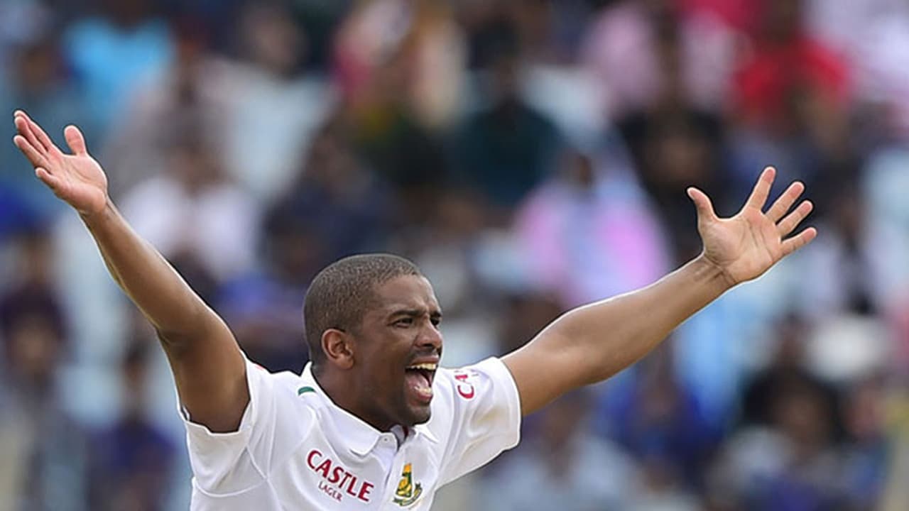 నిరాశే మిగిలింది: క్రికెట్ కు దక్షిణాఫ్రికా ఫాస్ట్ బౌలర్ ఫిలాండర్ వీడ్కోలు నిరాశే మిగిలింది: క్రికెట్ కు దక్షిణాఫ్రికా ఫాస్ట్ బౌలర్ ఫిలాండర్ వీడ్కోలు