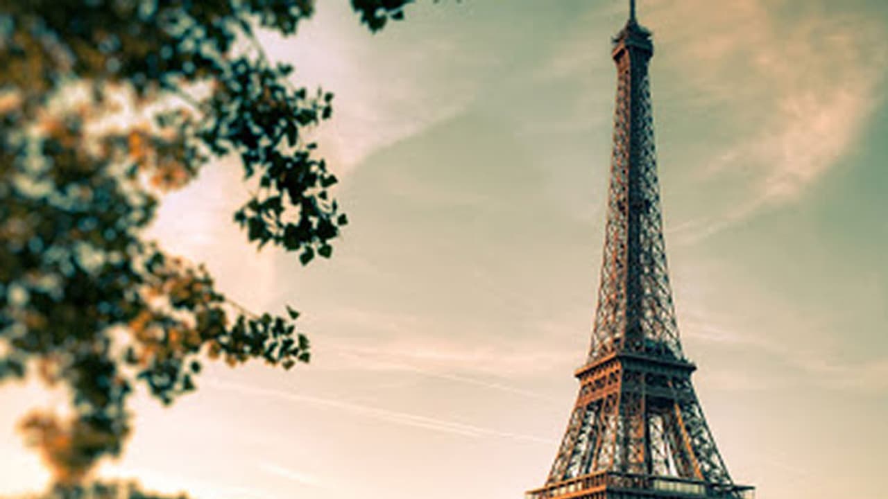 Explore Paris on a shoestring budget Explore Paris on a shoestring budget