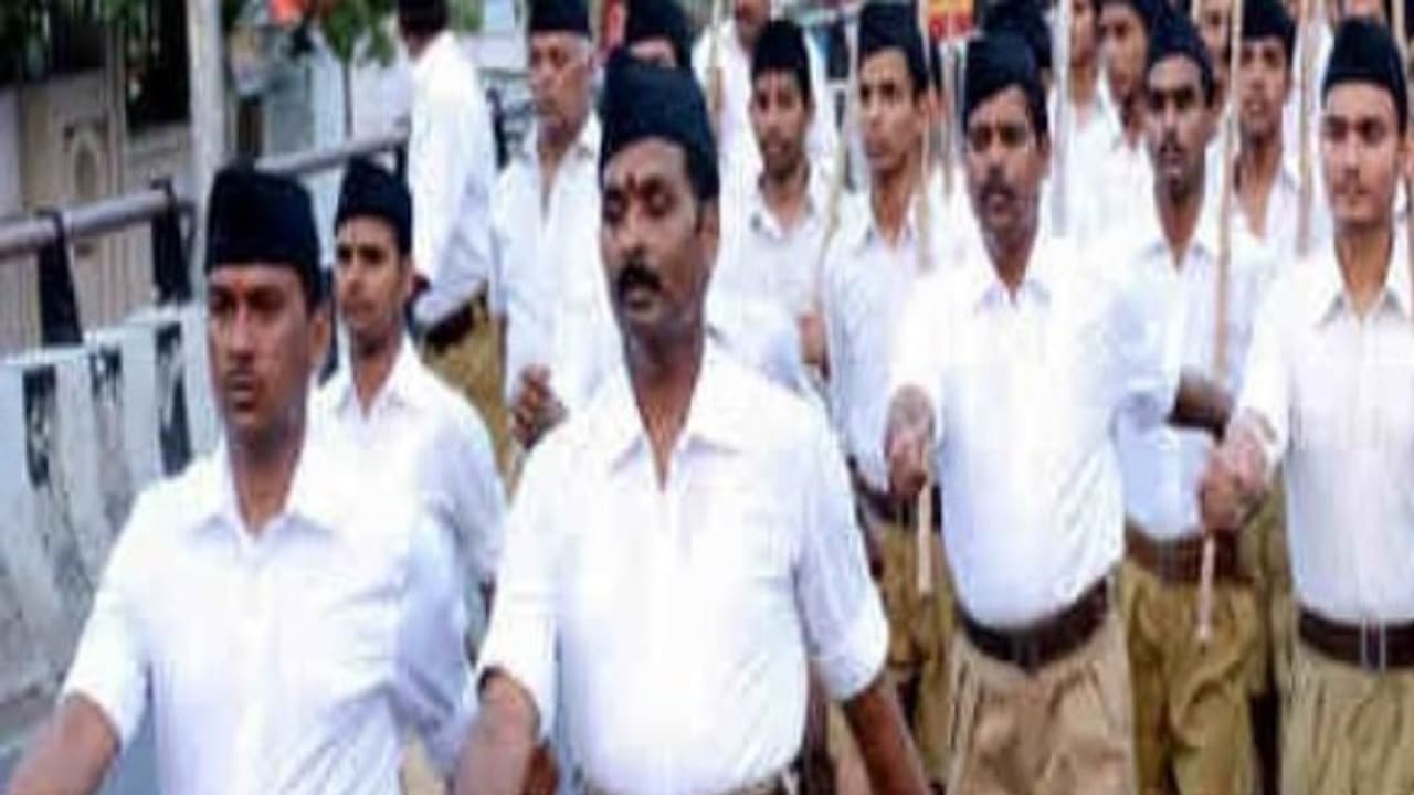 நிபந்தனைகளுட்ன ஆர்.எஸ்.எஸ் பேரணிக்கு அனுமதி உயர்நீதிமன்ற கிளை உத்தரவு... நிபந்தனைகளுட்ன ஆர்.எஸ்.எஸ் பேரணிக்கு அனுமதி உயர்நீதிமன்ற கிளை உத்தரவு...