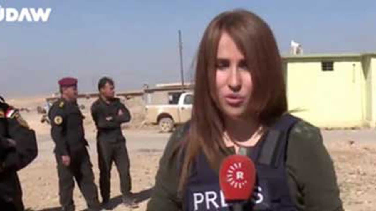 യുദ്ധം റിപ്പോർട്ട് ചെയ്യുന്നതിനിടയില് മാധ്യമപ്രവർത്തക കൊല്ലപ്പെട്ടു യുദ്ധം റിപ്പോർട്ട് ചെയ്യുന്നതിനിടയില് മാധ്യമപ്രവർത്തക കൊല്ലപ്പെട്ടു