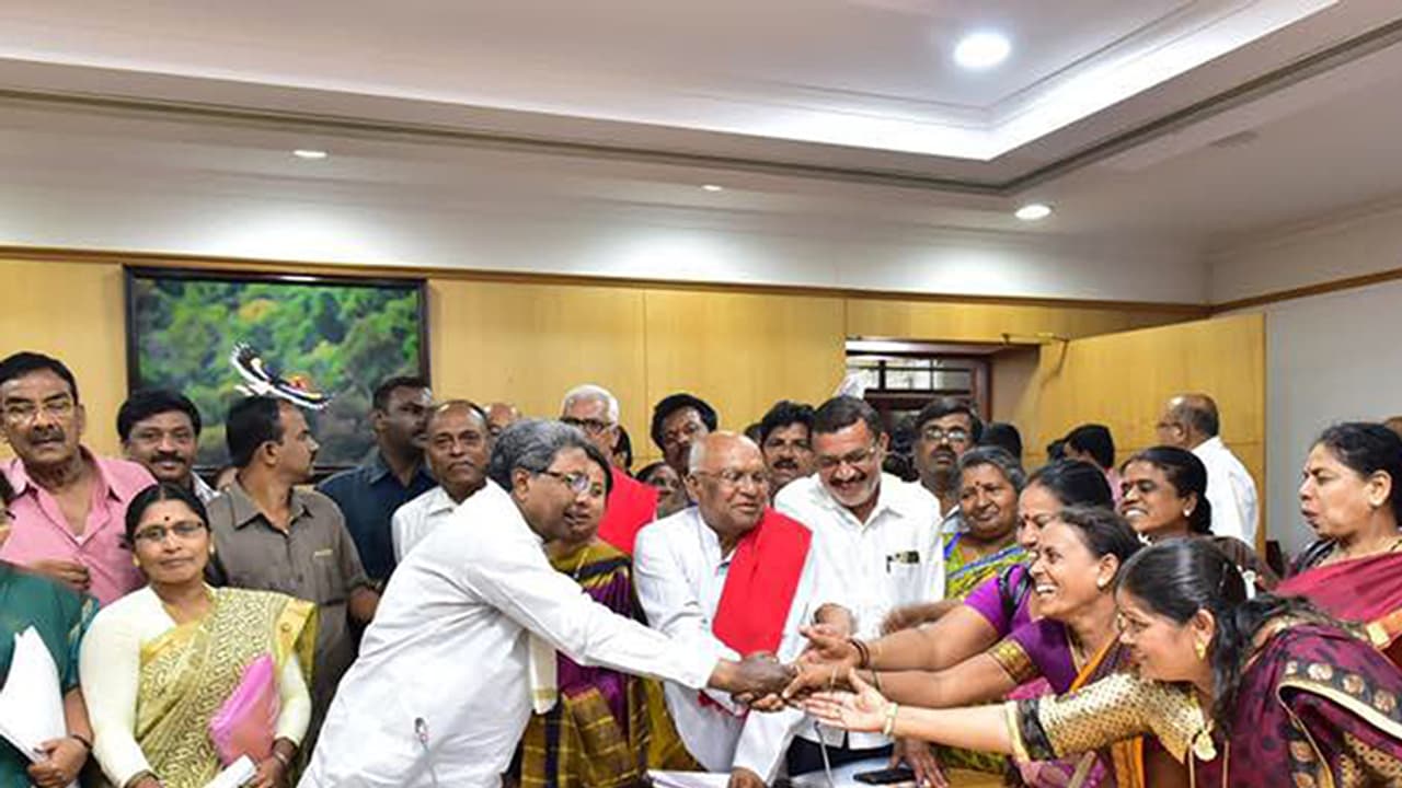 ಅಂಗನವಾಡಿ ಕಾರ್ಯಕರ್ತೆಯರ ಗೌರವಧನ ಹೆಚ್ಚಿಸಲು ಸರ್ಕಾರ ನಿರ್ಧಾರ ಅಂಗನವಾಡಿ ಕಾರ್ಯಕರ್ತೆಯರ ಗೌರವಧನ ಹೆಚ್ಚಿಸಲು ಸರ್ಕಾರ ನಿರ್ಧಾರ