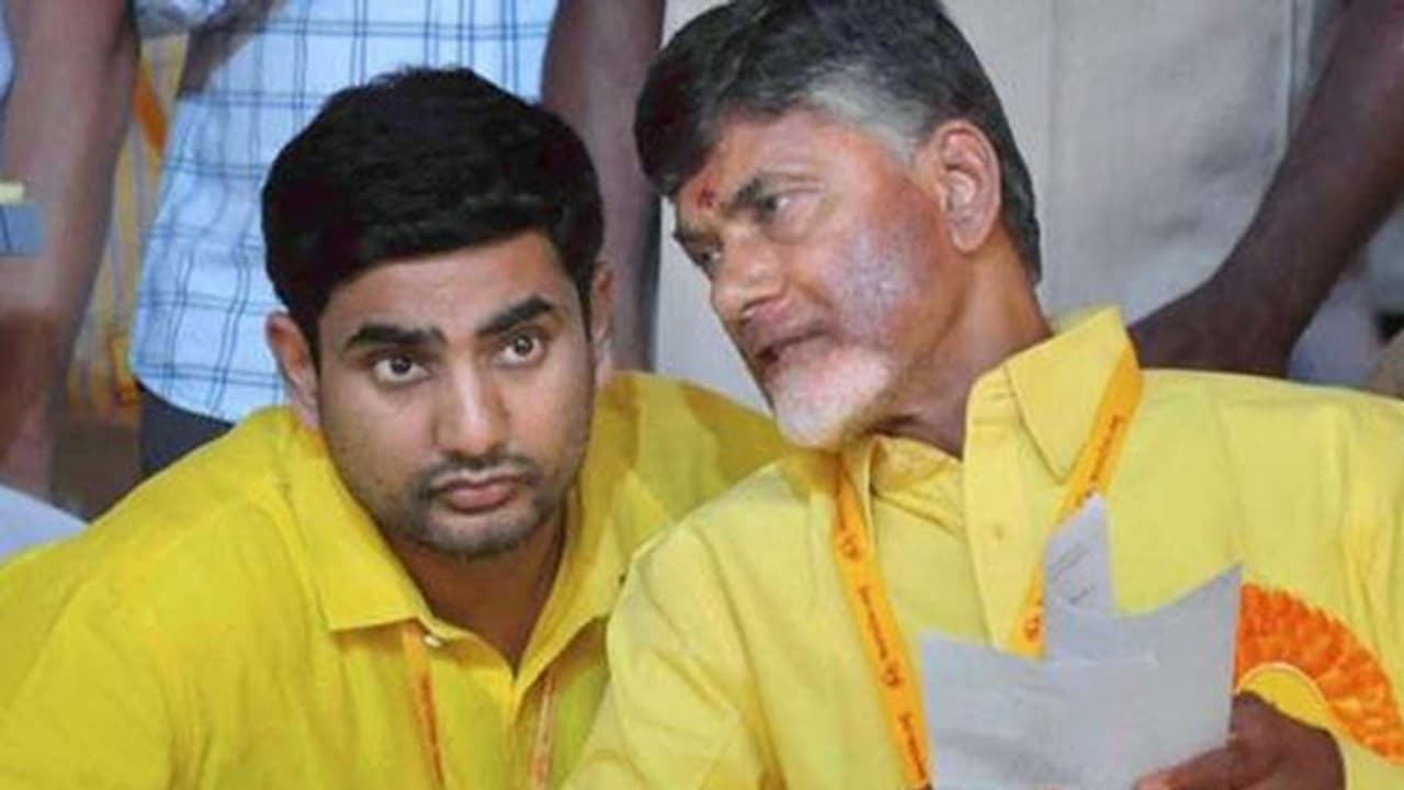 చంద్రబాబు కోటలో చినబాబు కోటరీ చంద్రబాబు కోటలో చినబాబు కోటరీ