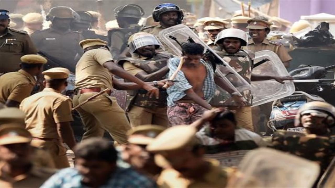 விளக்கம் கேட்கிறது மத்திய அரசு – “கலவரம் ஏன்…?” தமிழக உள்துறை செயலாளருக்கு கடிதம் விளக்கம் கேட்கிறது மத்திய அரசு – “கலவரம் ஏன்…?” தமிழக உள்துறை செயலாளருக்கு கடிதம்