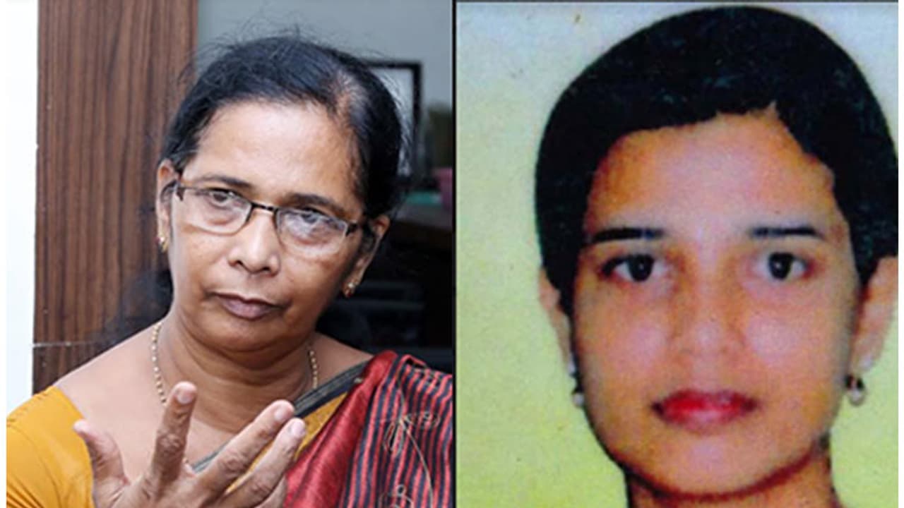 നീതിയുടെ വാതില്ക്കല്, നിസ്സഹായായി ഒരമ്മ നീതിയുടെ വാതില്ക്കല്, നിസ്സഹായായി ഒരമ്മ