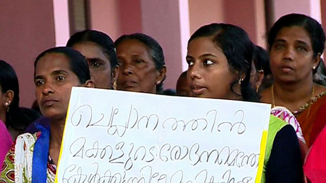 ഓഖി ദുരിതം വിതച്ച ചെല്ലാനത്ത് പുലിമുട്ട് നിർമിക്കാന് സർക്കാർ തീരുമാനം ഓഖി ദുരിതം വിതച്ച ചെല്ലാനത്ത് പുലിമുട്ട് നിർമിക്കാന് സർക്കാർ തീരുമാനം