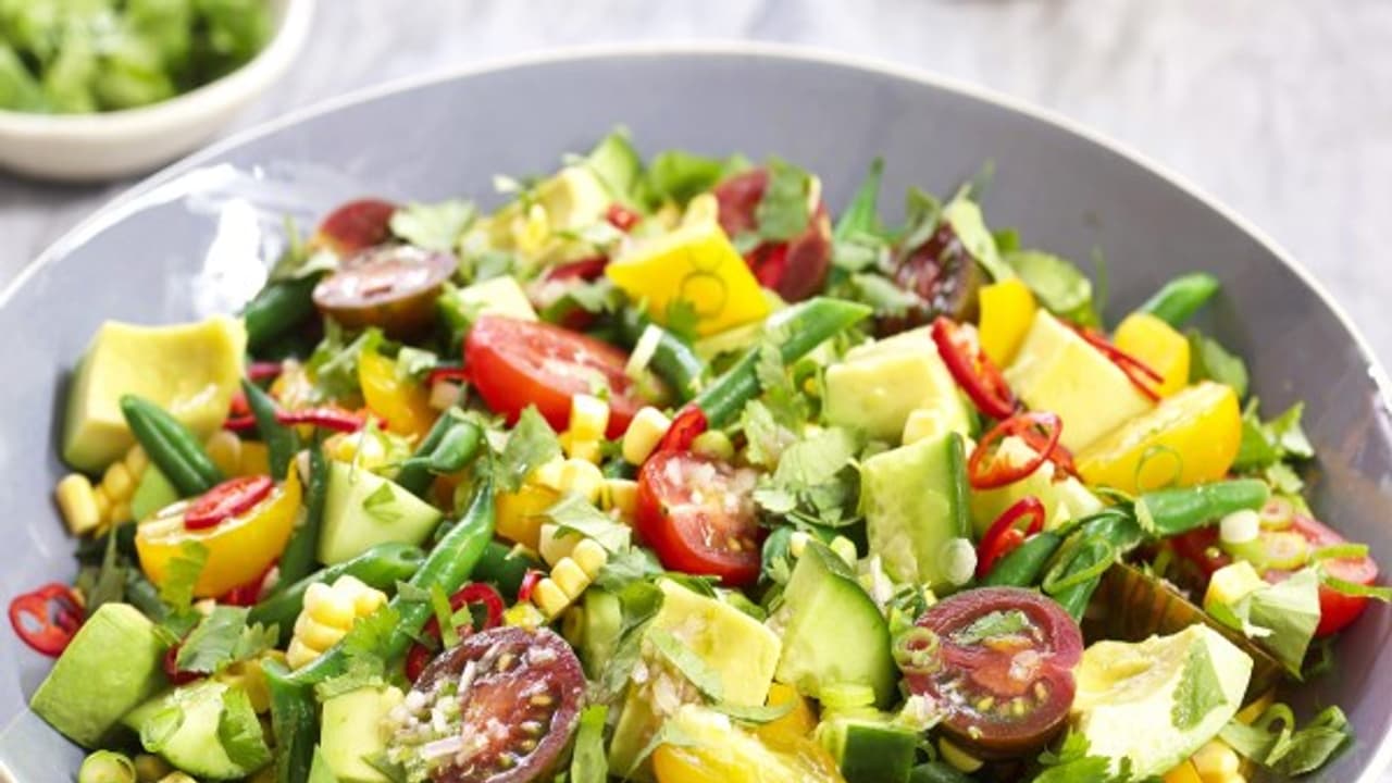 வீட்டிலேயே செய்யப்படும் இந்த காய்கறி சாலட்டை சாப்பிட்டால் இவ்வளவு நன்மைகள் கிடைக்கும்... வீட்டிலேயே செய்யப்படும் இந்த காய்கறி சாலட்டை சாப்பிட்டால் இவ்வளவு நன்மைகள் கிடைக்கும்...