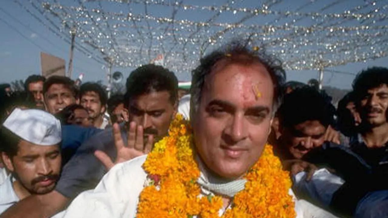 ರಾಜೀವ್ ಗಾಂಧಿಗಾಗಿ ಬೋಫೋರ್ಸ್ ತನಿಖೆ ಸ್ಥಗಿತ! ರಾಜೀವ್ ಗಾಂಧಿಗಾಗಿ ಬೋಫೋರ್ಸ್ ತನಿಖೆ ಸ್ಥಗಿತ!