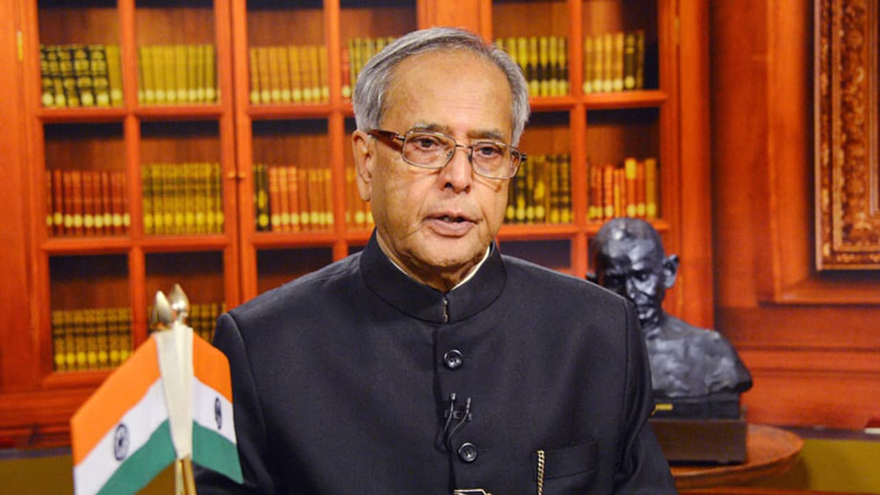 প্রণবের মৃত্যুর ভুয়ো খবর ছড়ালেন বিশিষ্ট সাংবাদিক, গুজবে তিতিবিরক্ত মুখোপাধ্যায় পরিবার প্রণবের মৃত্যুর ভুয়ো খবর ছড়ালেন বিশিষ্ট সাংবাদিক, গুজবে তিতিবিরক্ত মুখোপাধ্যায় পরিবার