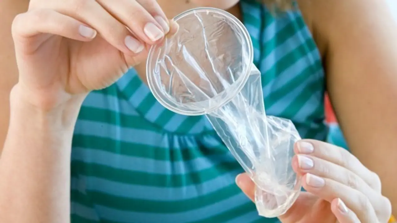 ಆಶಾ ಕಾರ್ಯಕರ್ತೆಯರ ಮಾನ ಉಳಿಸಿದ ಕಾಂಡೋಮ್! ಆಶಾ ಕಾರ್ಯಕರ್ತೆಯರ ಮಾನ ಉಳಿಸಿದ ಕಾಂಡೋಮ್!