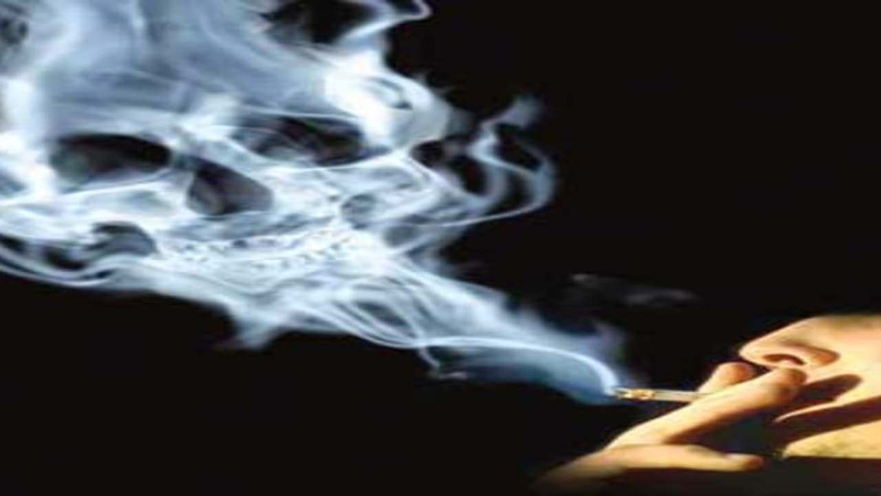 உங்களுக்குத் தெரியுமா? மற்ற கெட்டப் பழக்கத்தை காட்டிலும் புகைப்பிடிப்பதால் இதயம் அதிகம் பாதிக்கும்… உங்களுக்குத் தெரியுமா? மற்ற கெட்டப் பழக்கத்தை காட்டிலும் புகைப்பிடிப்பதால் இதயம் அதிகம் பாதிக்கும்…