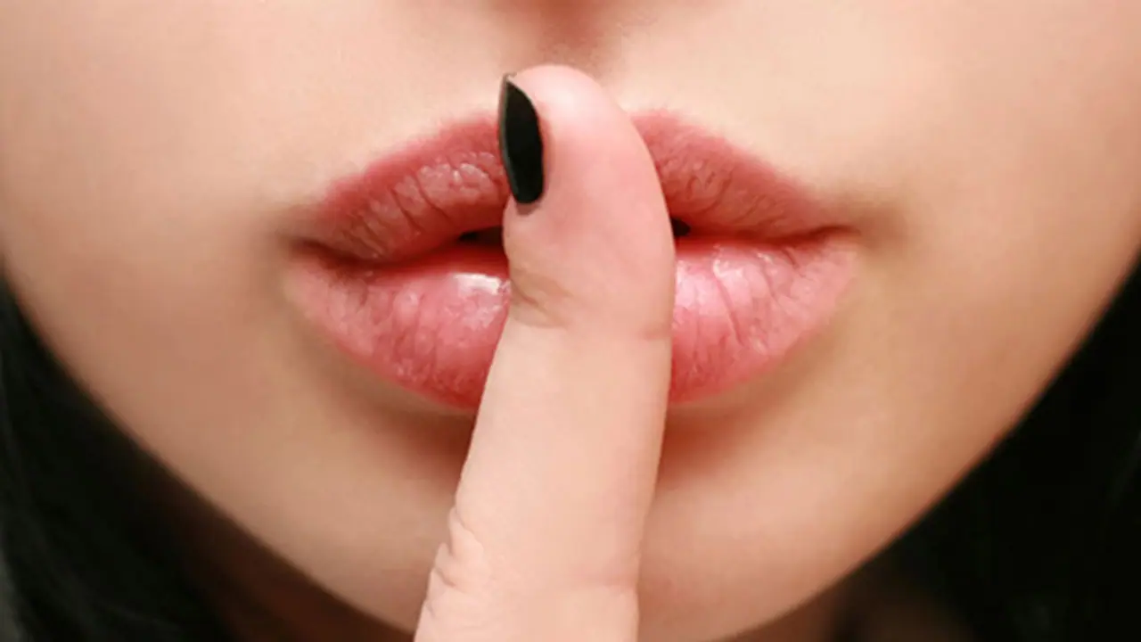 സ്ത്രീകള്‍ ആനന്ദത്തില്‍ നിന്ന് മുറിച്ചു മാറ്റപ്പെട്ടത് എങ്ങനെ?