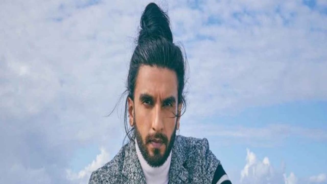 ஹாலிவுட்டில் கால் பதிக்க வேண்டும் .....பத்மாவத் வில்லனின் ஆசை ஹாலிவுட்டில் கால் பதிக்க வேண்டும் .....பத்மாவத் வில்லனின் ஆசை